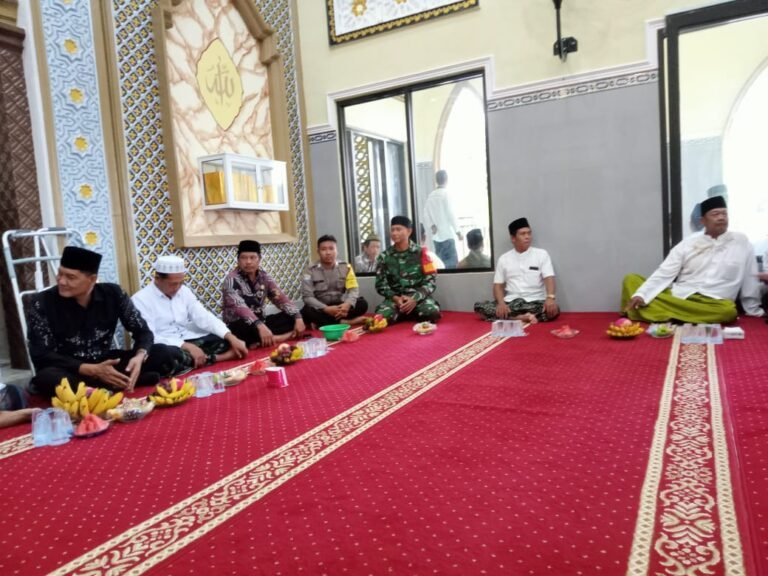 Babinsa Koramil 0825/20 Songgon Dukung Peresmian Masjid Jami’ Al Khair, Wujud Kegiatan Produktif Dalam Pembinaan Teritorial