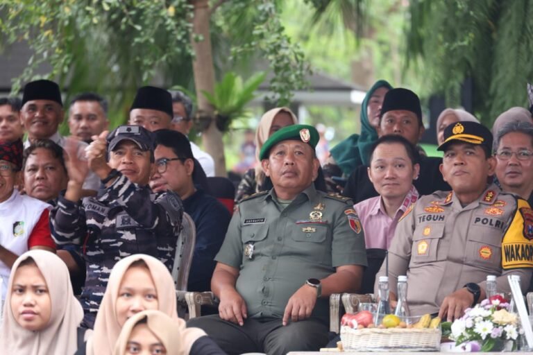Kasdim 0825/Banyuwangi Saksikan Finis Etape 2 TDBI 2025