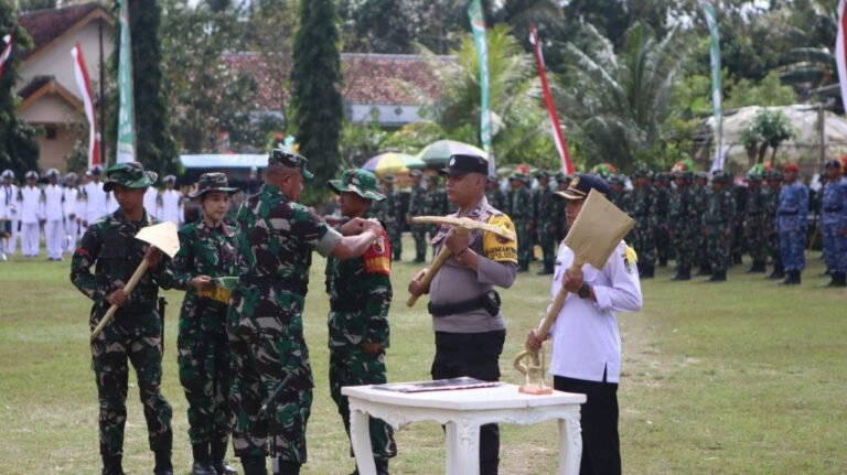 Penutupan TMMD ke-125 Kodim 0825/Banyuwangi Dipimpin Irdam V/Brawijaya