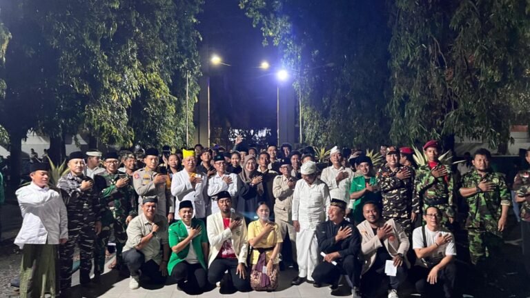 Dandim 0825/Banyuwangi Bersama Forkopimda Laksanakan Doa Bersama Pemuda Lintas Agama di Taman Makam Pahlawan
