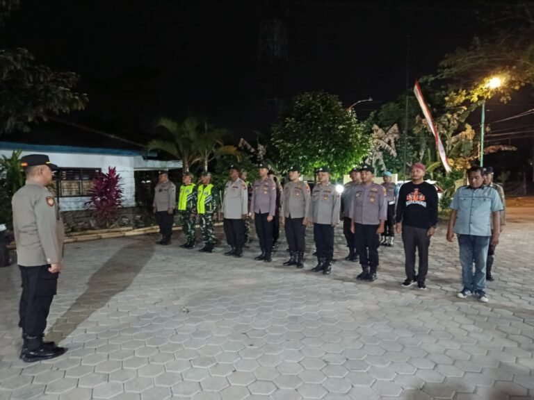 Patroli Skala Besar Gabungan TNI Polri Di Wilayah Kecamatan Songgon.