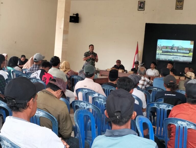 Babinsa Koramil Songgon Steril Potensi Konflik: Musdes Penyiapan Lahan KDKMP Songgon Berlangsung Tertib