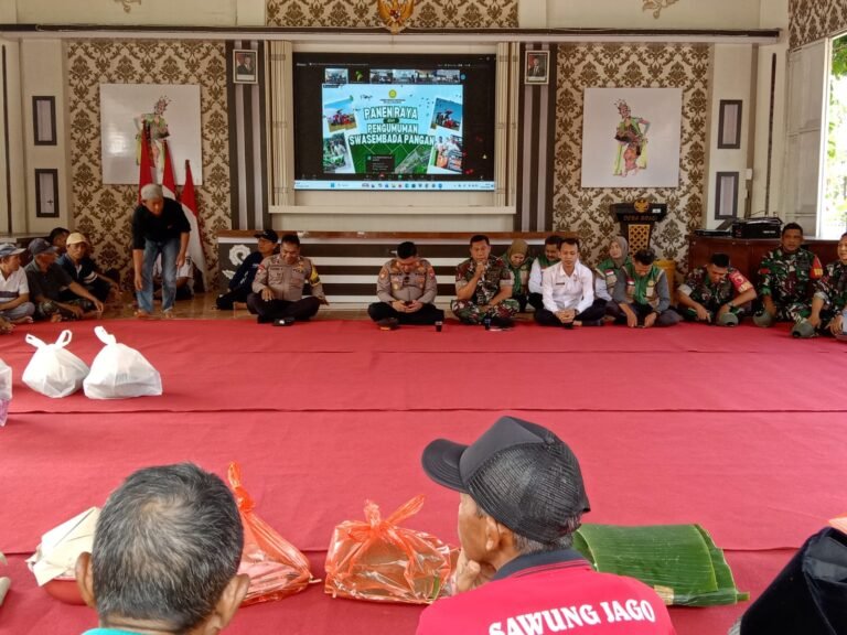 Danramil Songgon Hadiri Momentum Bersejarah: Indonesia Raih Swasembada Pangan di Era Kepemimpinan Presiden Prabowo