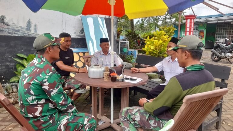Strategi Jitu Koramil Songgon: Batituud Dan Babinsa Terjun Langsung Membangun Kepercayaan Masyarakat Pedesaan.