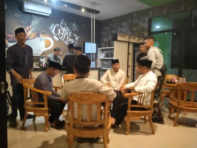 Di Lereng Songgon, Komandan Kodim 0825/ Banyuwangi Turun Tangan Langsung Santuni Kaum Dhuafa