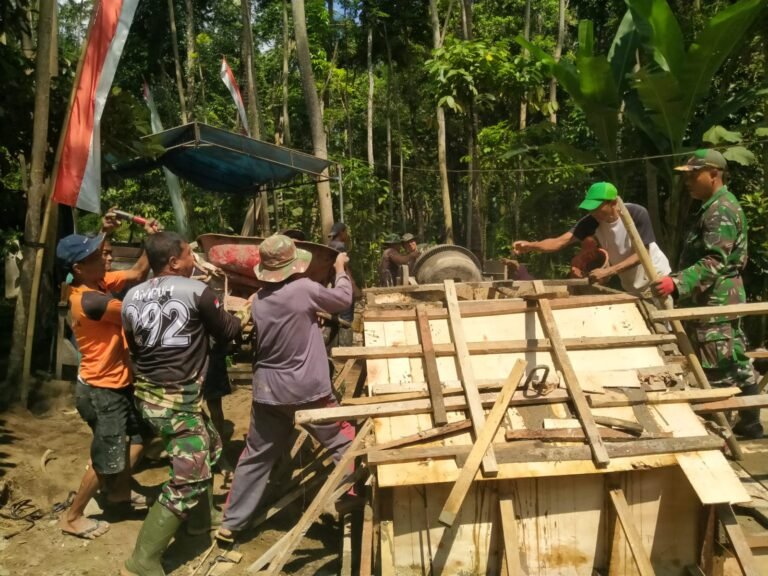 Dua Puluh Hari Tanpa Henti: Prajurit Koramil Songgon Paksa Sungai Binau Tunduk, Jembatan Perintis Garuda Tahap III Kian Menjulang