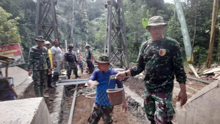 Hari ke-25, Prajurit TNI Tak Kenal Lelah: Beton Garuda Tancap Akar di Sungai Binau