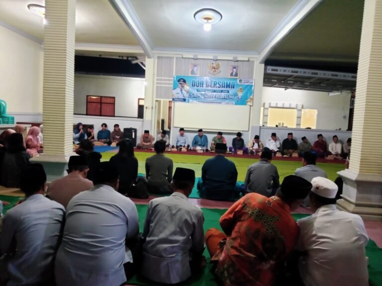 Babinsa Hadir di Tengah Doa, Desa Sumberarum Genap 29 Tahun