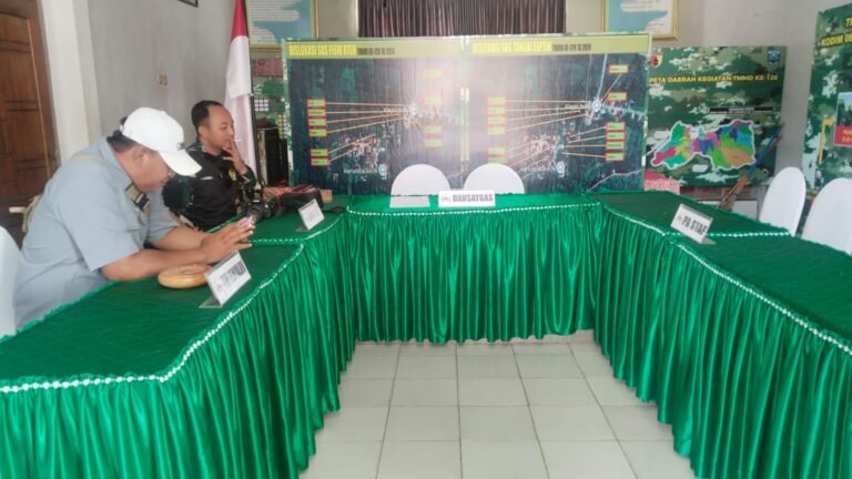 Posko TMMD ke-126 Kodim 0820/Probolinggo Jadi Pusat Kendali Pembangunan Desa Probolinggo.