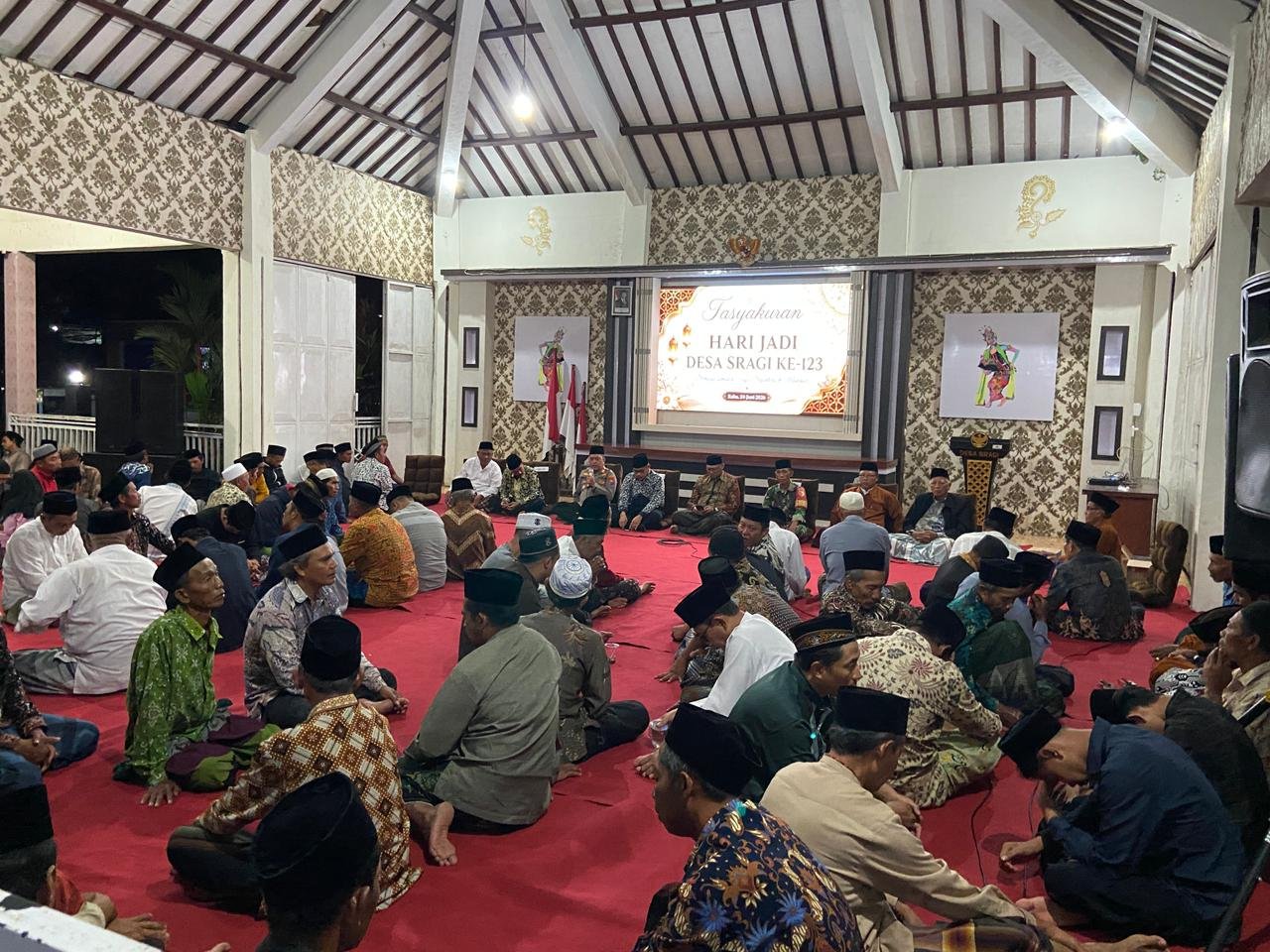 Seratus Dua Puluh Tiga Tahun Sragi Berdiri, Babinsa Hadir Jadi Penjaga Marwah Ketertiban